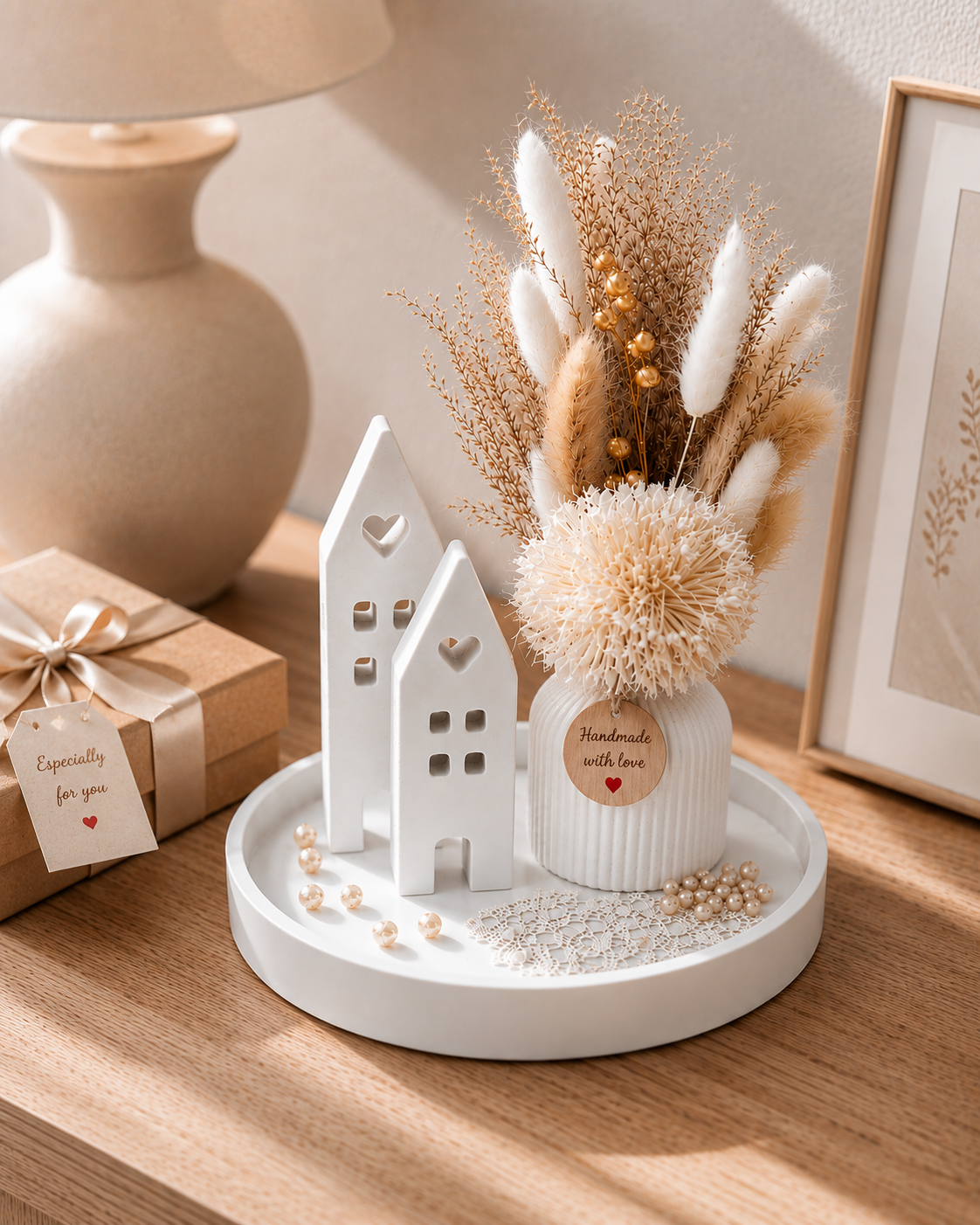 Geschenk zum Einzug | Einzugsgeschenk | Dekoteller mit Blumen | Tischdeko Raysin Set mit Trockenblumen und Lichthäusern | Geschenkset Deko